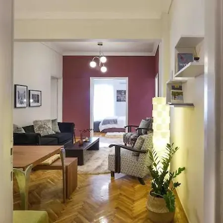 4 Travelers Apartment Thessaloniki Exterior photo